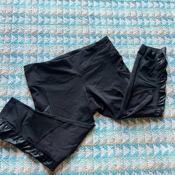 Lululemon Black leggings - Picture 3 of 12